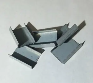 Banding clips