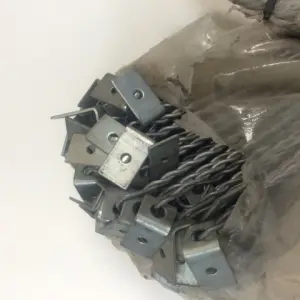 Hanger wire with clip