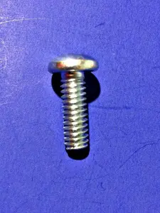 Machine screw